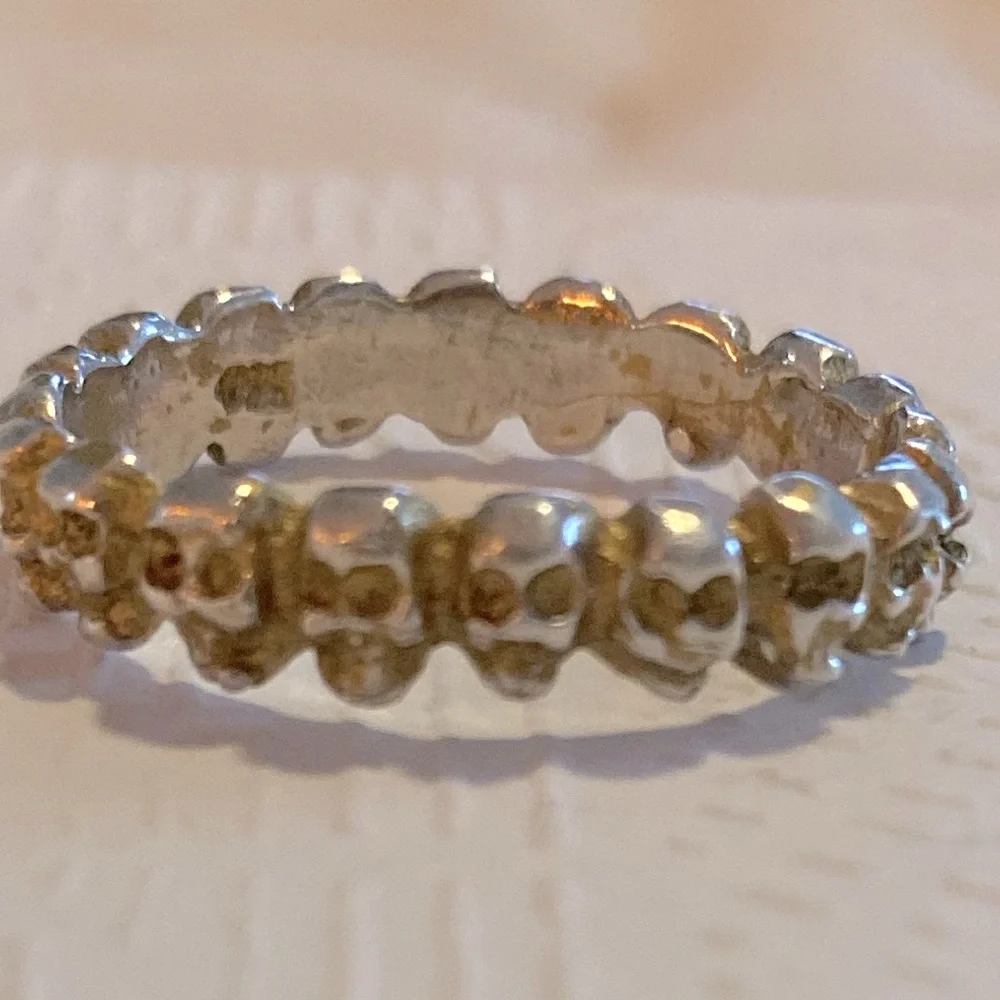 Antique skull eternity band Silver - Picture 2 of 7